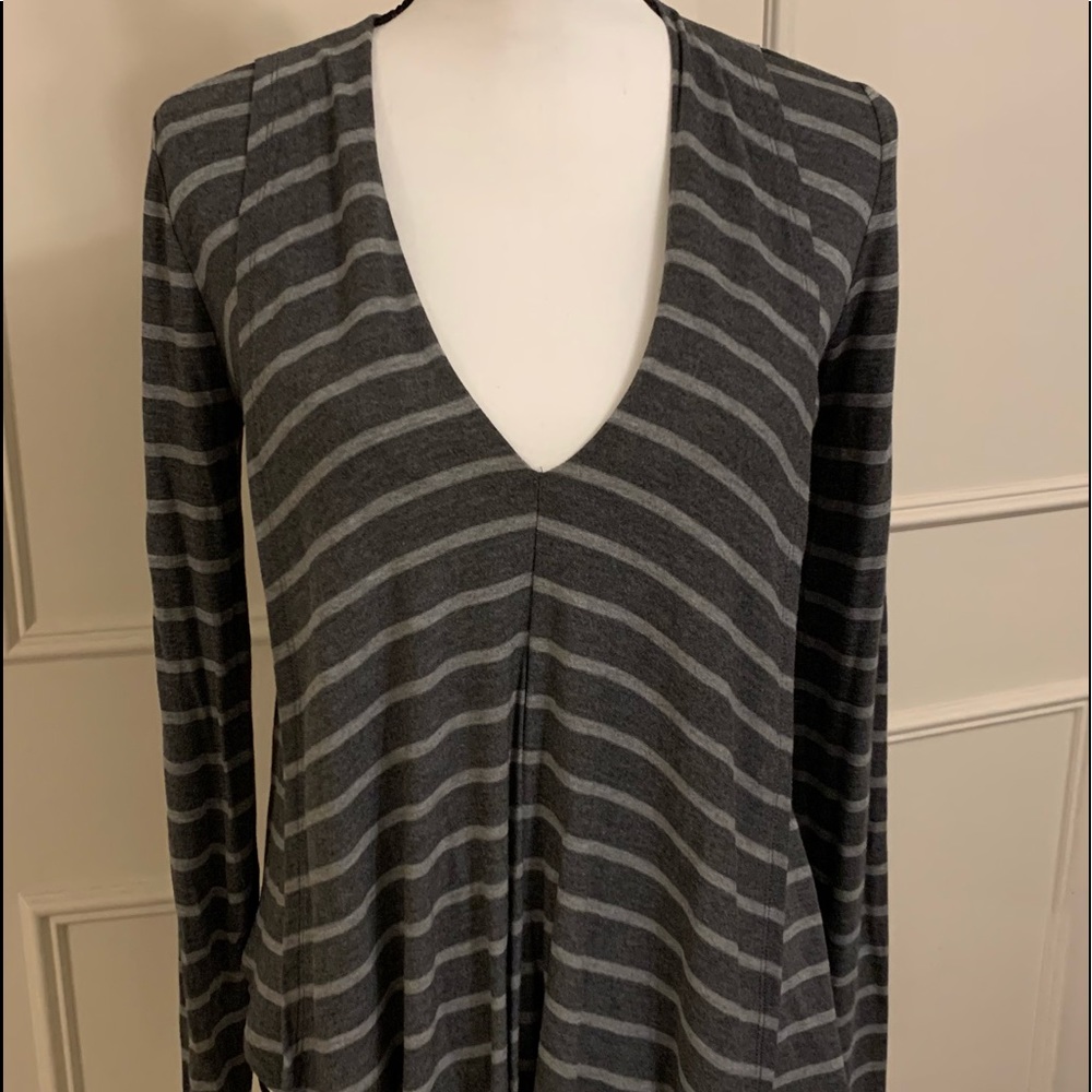 BCBGMAXAZRIA Gray Striped Top-XXS